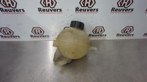 Used Expansion vessel Peugeot 307 CC (3B) 2.0 16V Price € 25,00 Margin scheme offered by Autorecycling Reuvers B.V.