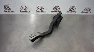 Used Accelerator pedal Peugeot 307 CC (3B) 2.0 16V Price € 35,00 Margin scheme offered by Autorecycling Reuvers B.V.