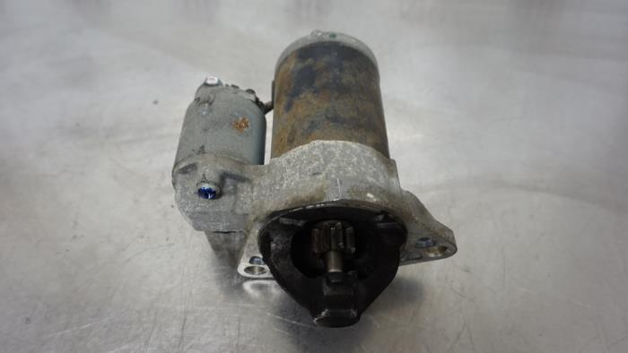 Begagnade Startmotor Mitsubishi Space Star (A0) 1.0 12V Pris € 50,00 Marginaltabell erbjuds av Autorecycling Reuvers B.V.