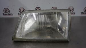 Used Headlight, left Peugeot 205 II (20A/C) 1.4 Price € 25,00 Margin scheme offered by Autorecycling Reuvers B.V.
