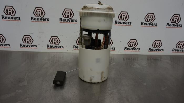 Gebrauchte Benzinpumpe Fiat 500 (312) 1.2 Preis € 50,00 Margenregelung angeboten von Autorecycling Reuvers B.V.