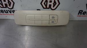 Begagnade Flerfunktionsbrytare, fönster Fiat 500 (312) 1.2 Pris € 30,00 Marginaltabell erbjuds av Autorecycling Reuvers B.V.