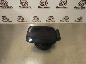 Used Tank cap cover BMW 3 serie (E90) 320Si 16V Price € 25,00 Margin scheme offered by Autorecycling Reuvers B.V.