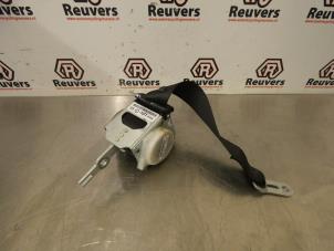 Used Rear seatbelt, left BMW 3 serie (E90) 320Si 16V Price € 35,00 Margin scheme offered by Autorecycling Reuvers B.V.