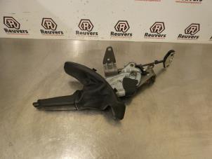 Used Parking brake lever BMW 3 serie (E90) 320Si 16V Price € 25,00 Margin scheme offered by Autorecycling Reuvers B.V.