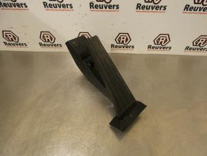 Used Accelerator pedal BMW 3 serie (E90) 320Si 16V Price € 20,00 Margin scheme offered by Autorecycling Reuvers B.V.