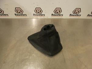 Used Gear stick cover BMW 3 serie (E90) 320Si 16V Price € 25,00 Margin scheme offered by Autorecycling Reuvers B.V.