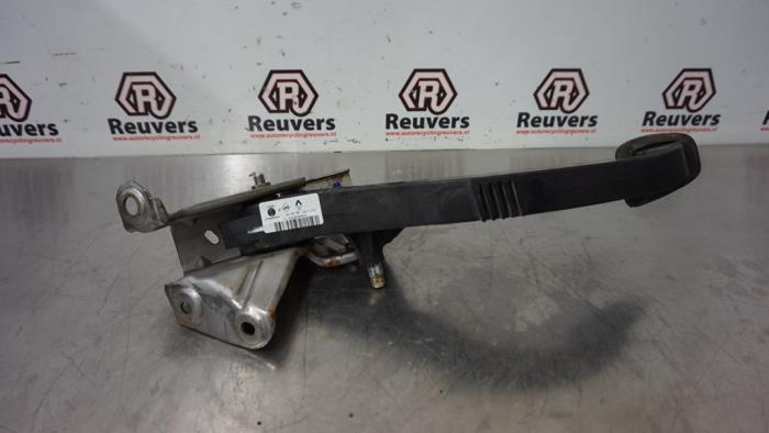 Clutch pedal from a Renault Kangoo Express (FW) 1.5 dCi 70 2010