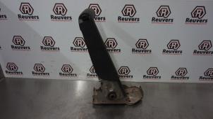 Used Parking brake lever Renault Kangoo Express (FW) 1.5 dCi 70 Price € 60,00 Margin scheme offered by Autorecycling Reuvers B.V.