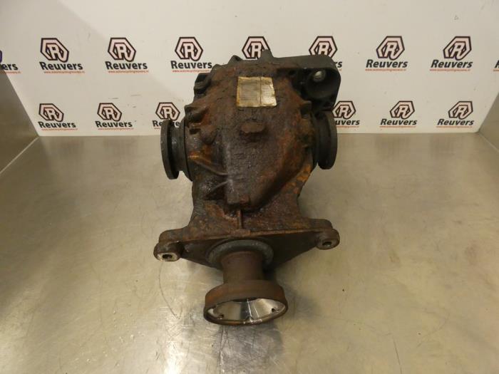 Gebrauchte Differential hinten BMW 5 serie (E60) 525i 24V Preis € 300,00 Margenregelung angeboten von Autorecycling Reuvers B.V.