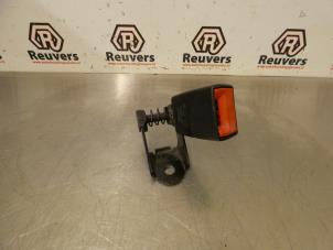 Used Rear seatbelt buckle, left BMW 5 serie (E60) 525i 24V Price € 10,00 Margin scheme offered by Autorecycling Reuvers B.V.