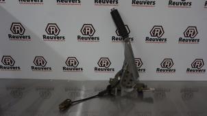 Used Parking brake lever Chevrolet Spark (M300) 1.0 16V Price € 30,00 Margin scheme offered by Autorecycling Reuvers B.V.