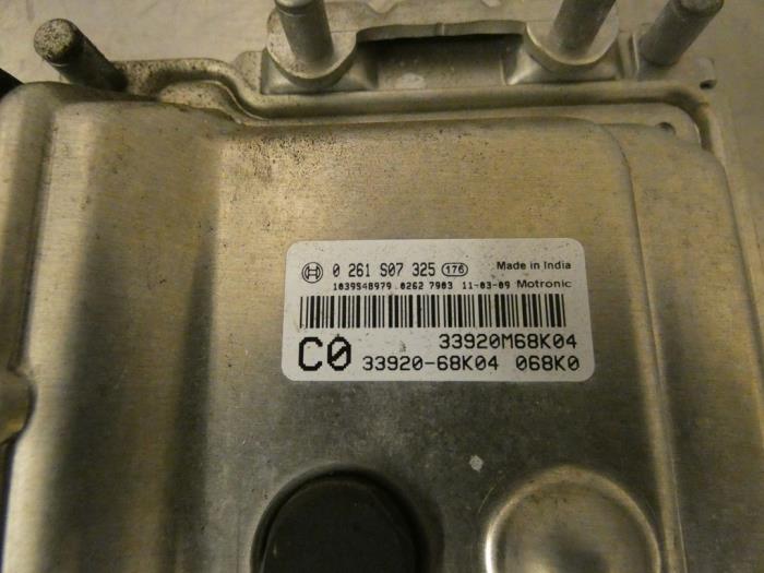 Calculateur moteur d'un Suzuki Alto (GF) 1.0 12V 2012