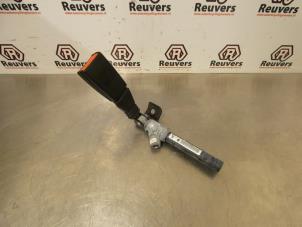 Used Rear seatbelt tensioner, left BMW 3 serie Touring (E91) 318i 16V Price € 35,00 Margin scheme offered by Autorecycling Reuvers B.V.