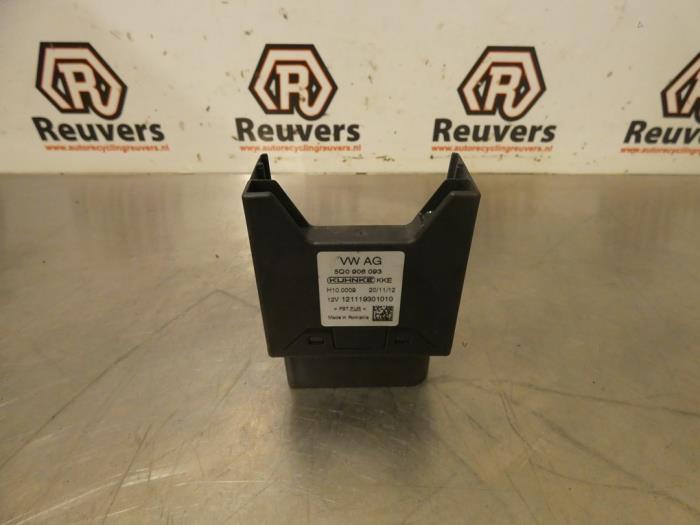 Usagé Module pompe carburant Volkswagen Golf VII (AUA) 1.2 TSI 16V Prix € 20,00 Règlement à la marge proposé par Autorecycling Reuvers B.V.