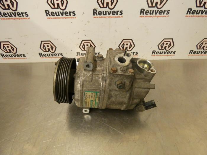 Usagé Pompe clim Volkswagen Caddy III (2KA,2KH,2CA,2CH) 2.0 SDI Prix € 60,00 Règlement à la marge proposé par Autorecycling Reuvers B.V.
