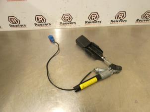 Used Seatbelt tensioner, right Citroen C3 (FC/FL/FT) 1.4 Price € 30,00 Margin scheme offered by Autorecycling Reuvers B.V.