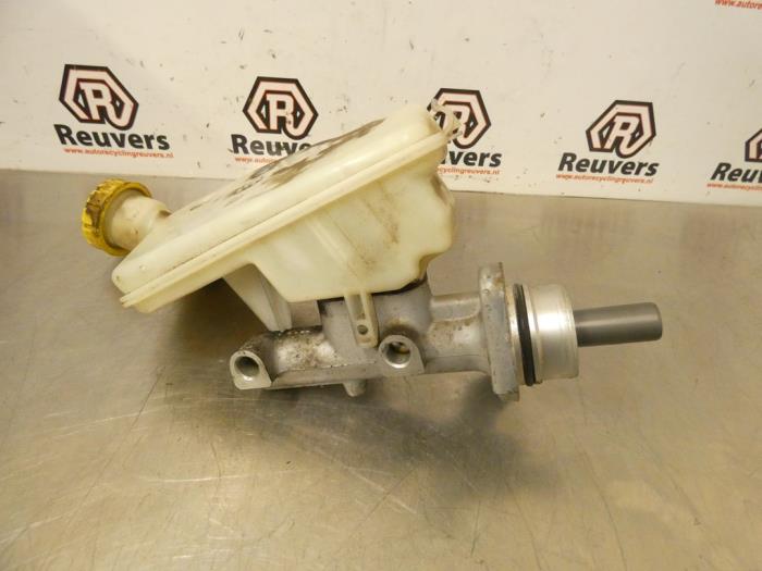 Master cylinder from a Citroën C3 (FC/FL/FT) 1.4 2004