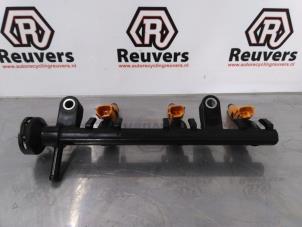 Used Fuel injector nozzle Daihatsu Cuore (L251/271/276) 1.0 12V DVVT Price € 50,00 Margin scheme offered by Autorecycling Reuvers B.V.