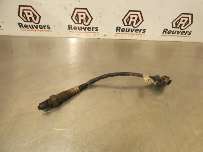 Usagé Sonde lambda Opel Corsa D 1.2 16V Prix € 25,00 Règlement à la marge proposé par Autorecycling Reuvers B.V.