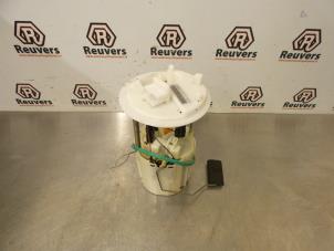 Used Electric fuel pump Opel Corsa D 1.2 16V Price € 30,00 Margin scheme offered by Autorecycling Reuvers B.V.