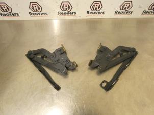Used Bonnet Hinge Opel Corsa D 1.2 16V Price € 20,00 Margin scheme offered by Autorecycling Reuvers B.V.