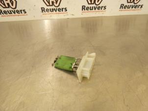 Used Heater resistor Peugeot 207/207+ (WA/WC/WM) 1.6 HDi 16V Price € 20,00 Margin scheme offered by Autorecycling Reuvers B.V.