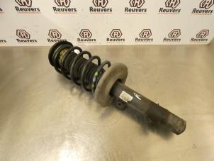 Used Front shock absorber rod, right Peugeot 207/207+ (WA/WC/WM) 1.6 HDi 16V Price € 35,00 Margin scheme offered by Autorecycling Reuvers B.V.