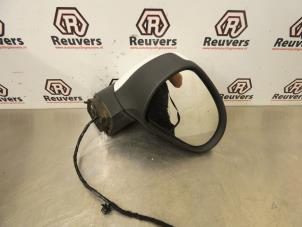 Used Wing mirror, right Peugeot 207/207+ (WA/WC/WM) 1.6 HDi 16V Price € 40,00 Margin scheme offered by Autorecycling Reuvers B.V.