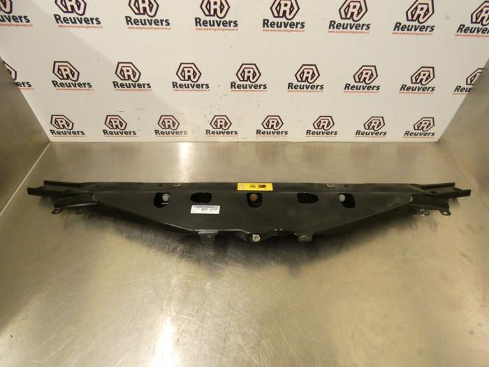 Top upper radiator support slam panel