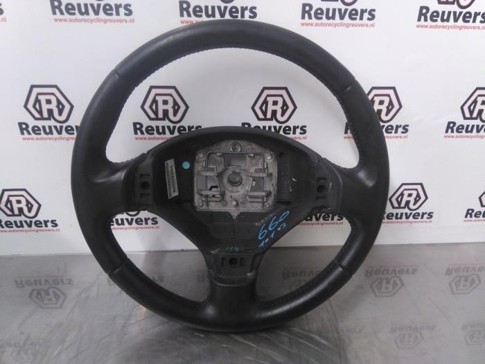 Steering wheel from a Peugeot 3008 I (0U/HU) 1.6 VTI 16V 2010