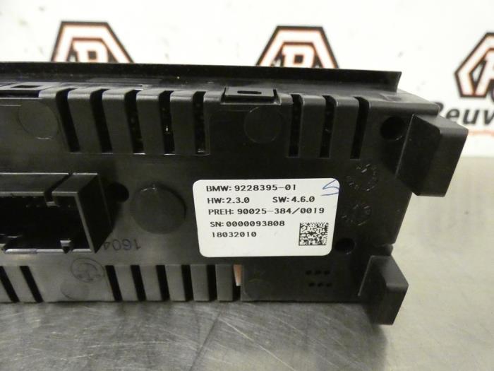 Heater control panel from a BMW 7 serie (F01/02/03/04) Active Hybrid V8 32V 2010