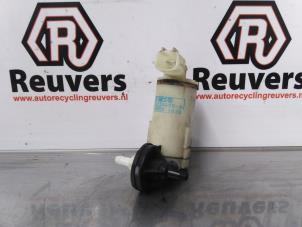 Used Front windscreen washer jet Nissan Elgrand Price € 10,00 Margin scheme offered by Autorecycling Reuvers B.V.