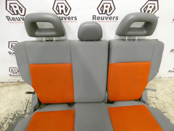 Rear bench seat from a Dodge Caliber 1.8 16V 2006