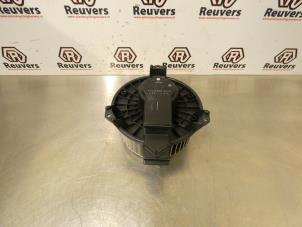 Used Heating and ventilation fan motor Dodge Caliber 1.8 16V Price € 35,00 Margin scheme offered by Autorecycling Reuvers B.V.