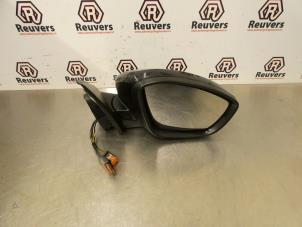 Used Wing mirror, right Peugeot 308 SW (L4/L9/LC/LJ/LR) 1.6 BlueHDi 120 Price € 75,00 Margin scheme offered by Autorecycling Reuvers B.V.
