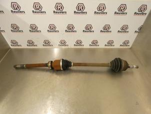 Used Front drive shaft, right Peugeot 308 SW (L4/L9/LC/LJ/LR) 1.6 BlueHDi 120 Price € 75,00 Margin scheme offered by Autorecycling Reuvers B.V.