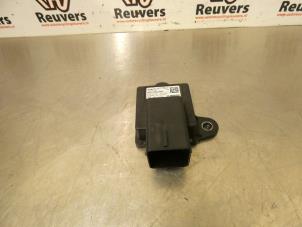 Used Start/Stop relay Peugeot 308 SW (L4/L9/LC/LJ/LR) 1.6 BlueHDi 120 Price € 20,00 Margin scheme offered by Autorecycling Reuvers B.V.