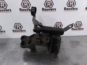 Used Gearbox mount Citroen C1 1.0 12V Price € 30,00 Margin scheme offered by Autorecycling Reuvers B.V.