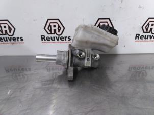 Usagé Cylindre de frein principal Citroen C1 1.0 12V Prix € 30,00 Règlement à la marge proposé par Autorecycling Reuvers B.V.