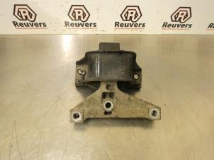 Used Engine mount Peugeot 1007 (KM) 1.4 Price € 25,00 Margin scheme offered by Autorecycling Reuvers B.V.