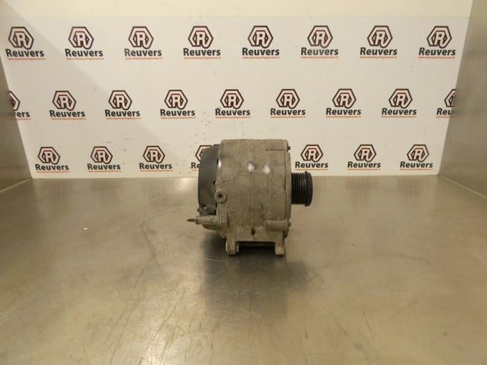 Dynamo from a Porsche Cayenne (9PA) 3.2 V6 24V 2004