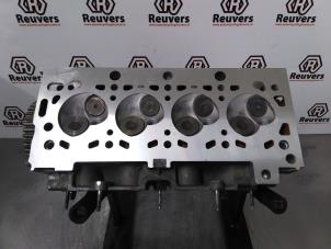 Used Cylinder head Peugeot 307 (3A/C/D) 1.4 Price € 225,00 Margin scheme offered by Autorecycling Reuvers B.V.