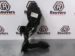 Used Accelerator pedal Peugeot Expert (G9) 1.6 HDi 90 Price € 40,00 Margin scheme offered by Autorecycling Reuvers B.V.