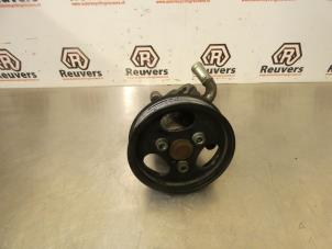Used Power steering pump Porsche Cayenne (9PA) 3.2 V6 24V Price € 100,00 Margin scheme offered by Autorecycling Reuvers B.V.