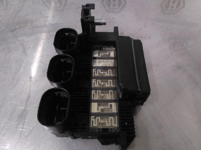 Fuse box Peugeot Expert 1.6 HDi 90 72276156 SEVEL