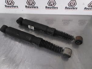 Used Shock absorber kit Peugeot Expert (G9) 1.6 HDi 90 Price € 50,00 Margin scheme offered by Autorecycling Reuvers B.V.