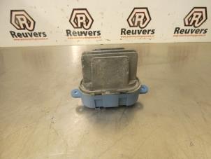Used Heater resistor Porsche Cayenne (9PA) 3.2 V6 24V Price € 20,00 Margin scheme offered by Autorecycling Reuvers B.V.