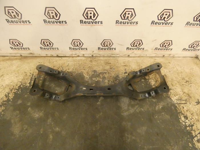 Usados Subchasis Porsche Cayenne (9PA) 3.2 V6 24V Precio € 50,00 Norma de margen ofrecido por Autorecycling Reuvers B.V.