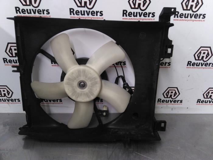 Moto ventilateur d'un Daihatsu Cuore (L251/271/276) 1.0 12V DVVT 2012